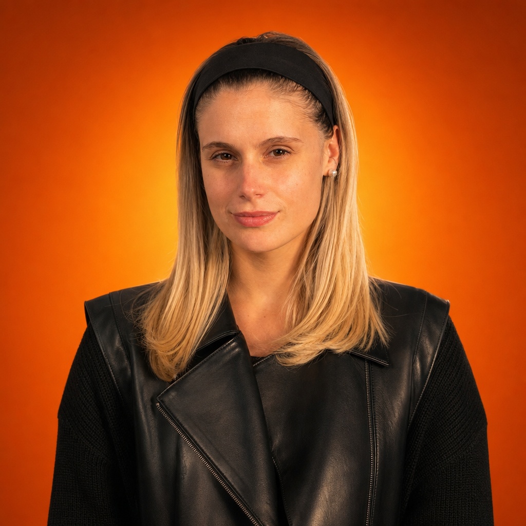 Julieta A., Campaign Manager