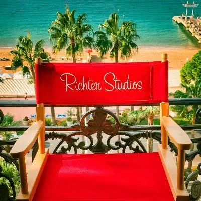 Richter Studios Logo