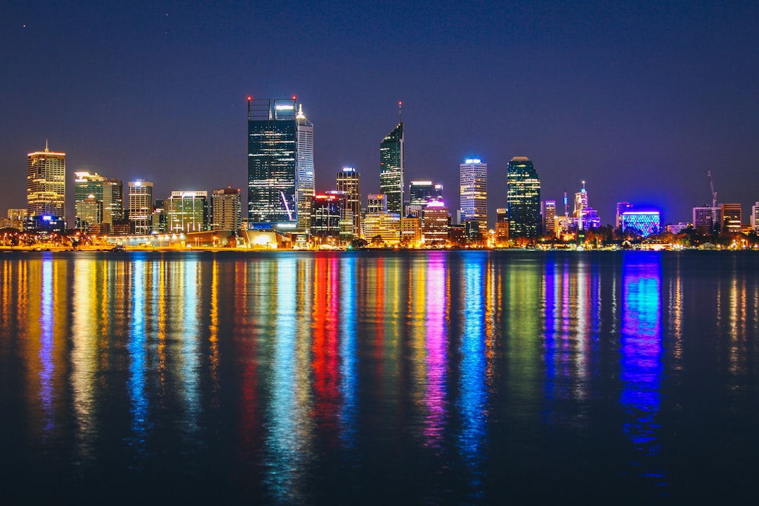 Aurora city photo — Web Tonic