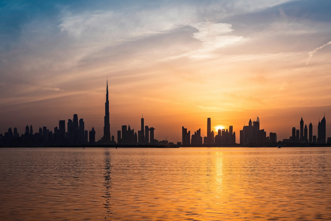 Dubai city photo — Web Tonic