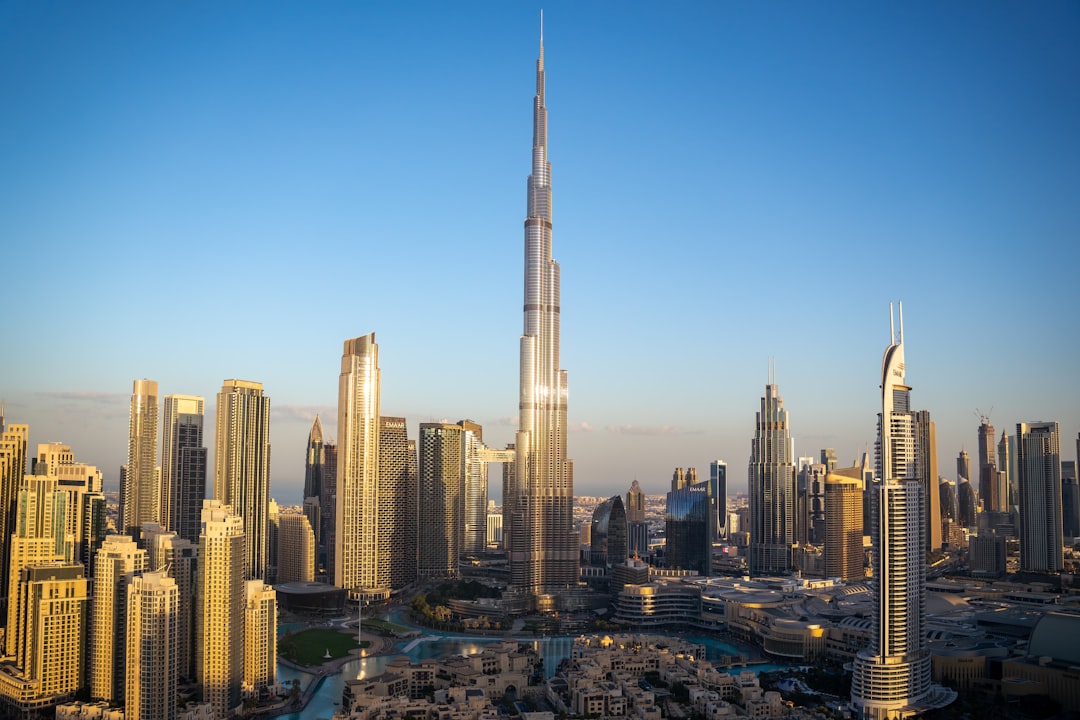 Dubai city photo — Web Tonic