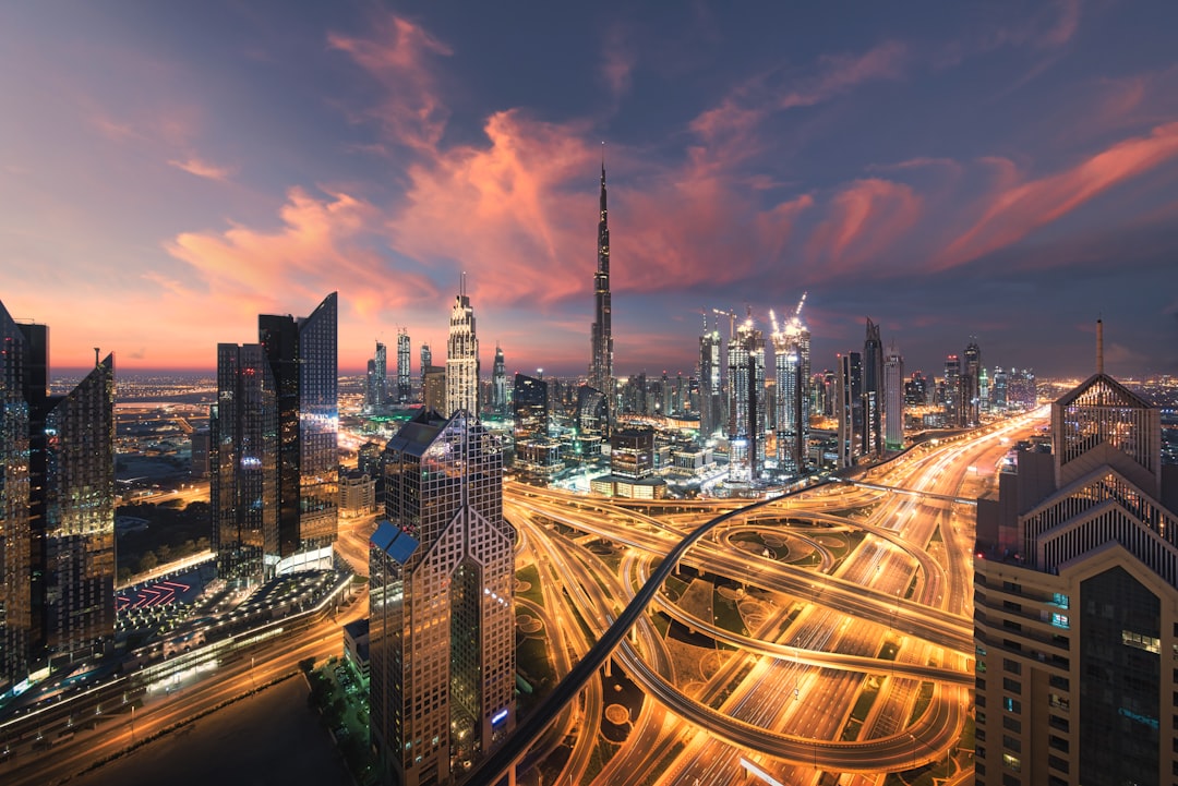 Dubai city photo — Web Tonic