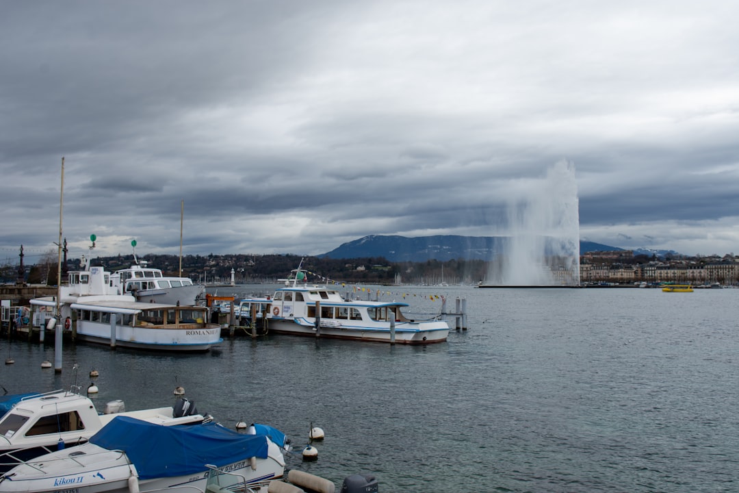 Geneva city photo — Web Tonic