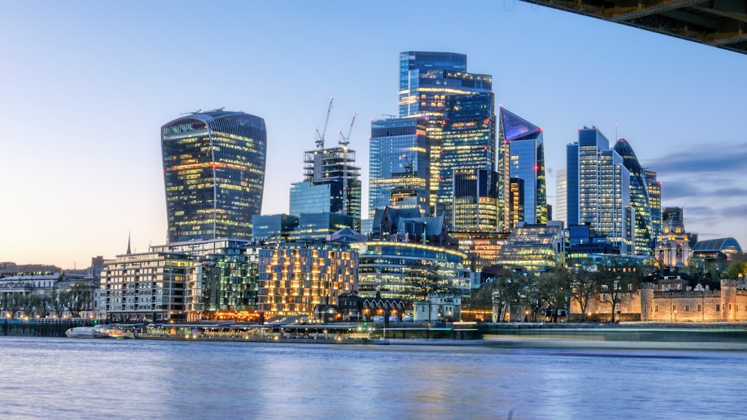 London city photo — Web Tonic