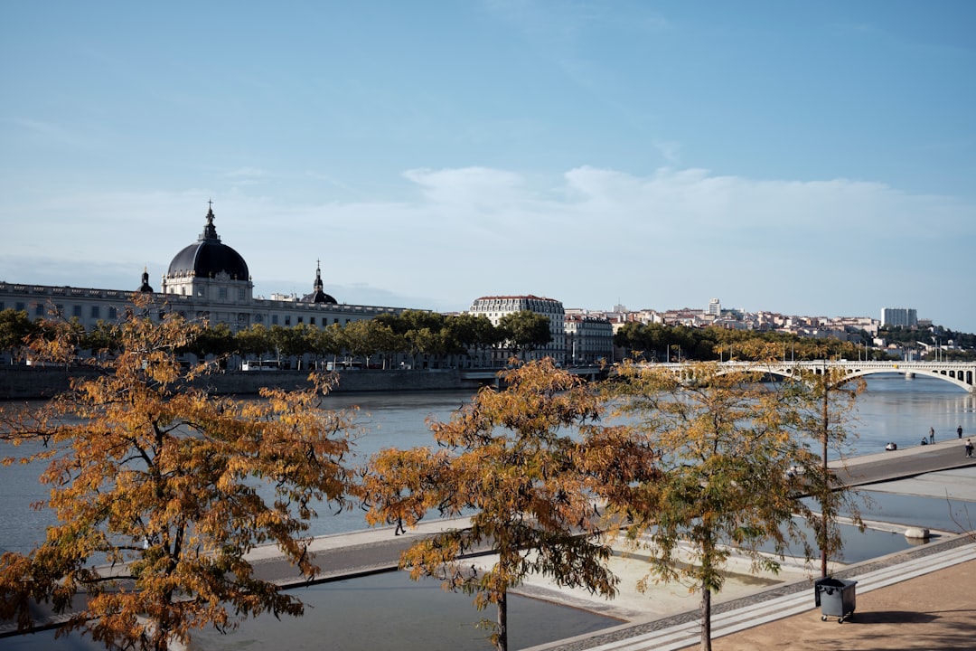 Lyon city photo — Web Tonic