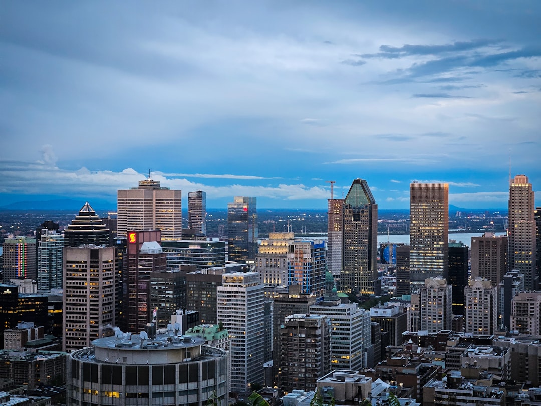 Montreal city photo — Web Tonic