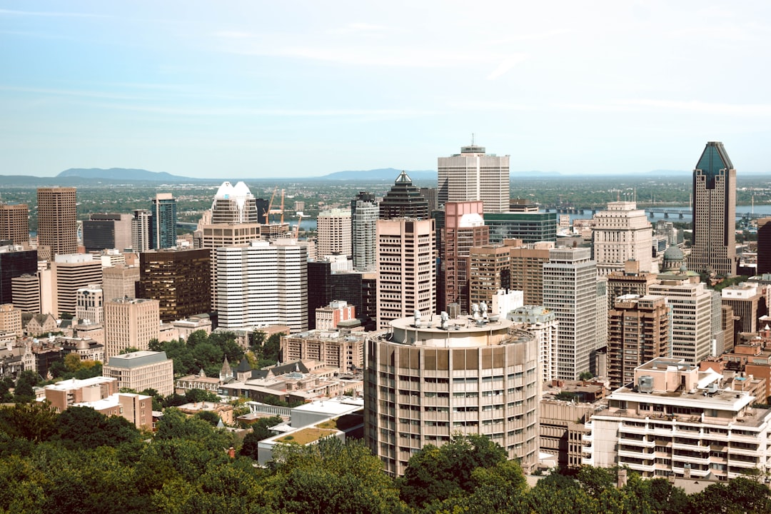 Montreal city photo — Web Tonic