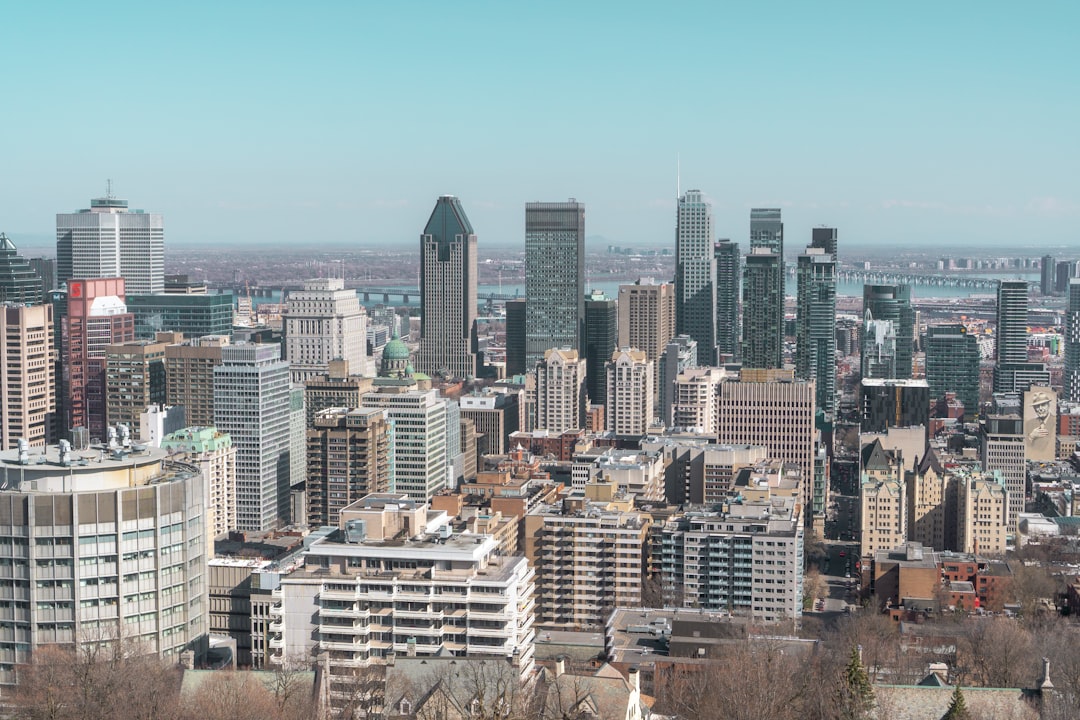 Montreal city photo — Web Tonic