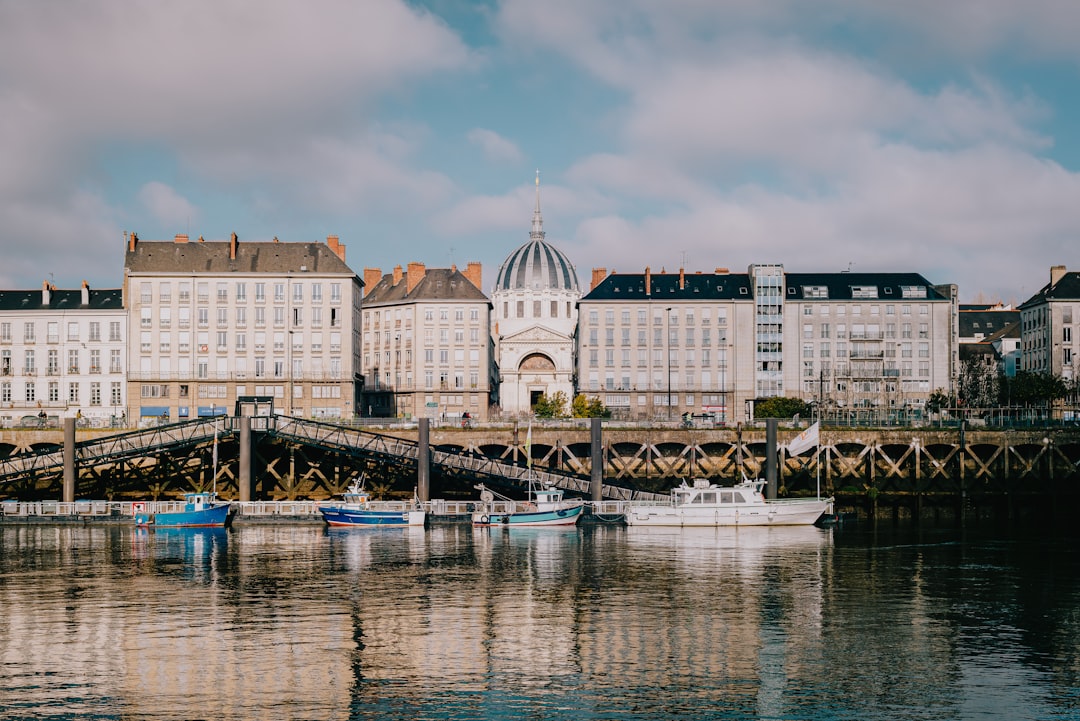Nantes city photo — Web Tonic