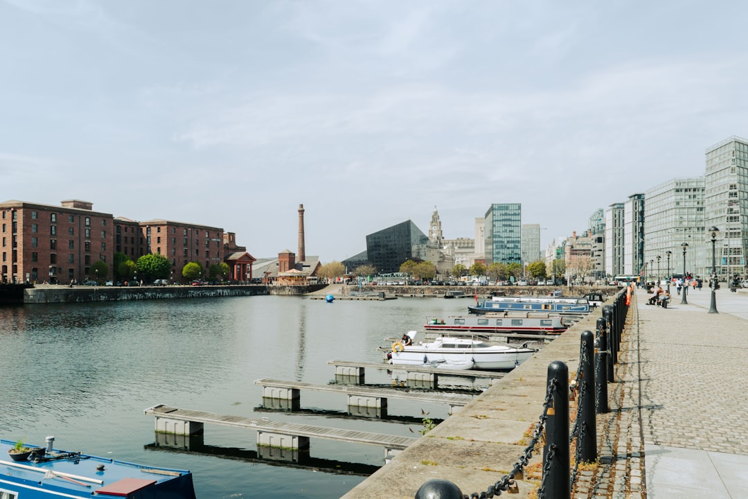 Liverpool city photo — Web Tonic