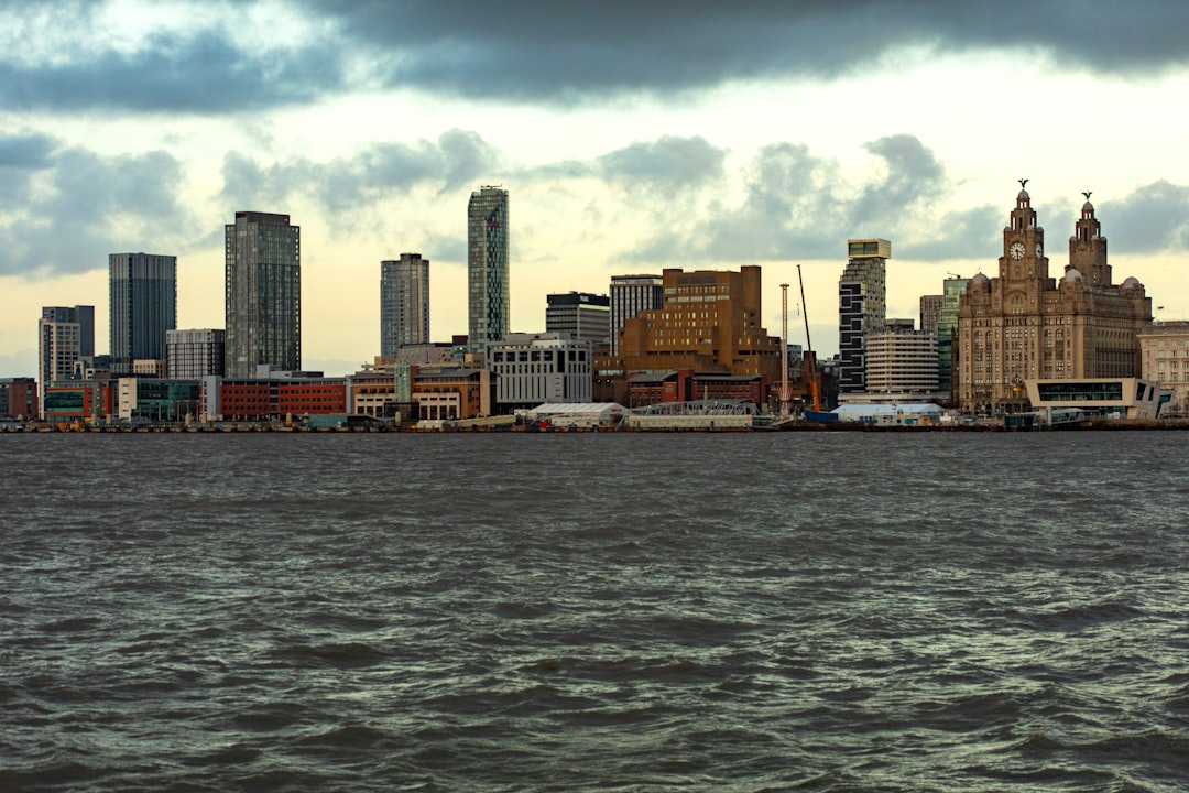 Liverpool city photo — Web Tonic