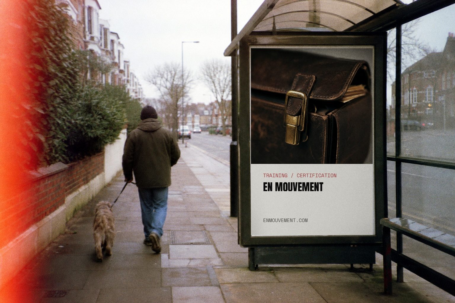 En Mouvement campaign render: bus shelter poster