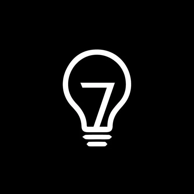 Light Up 7 Logo