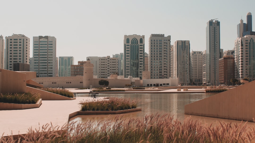 Abu Dhabi city photo — Web Tonic