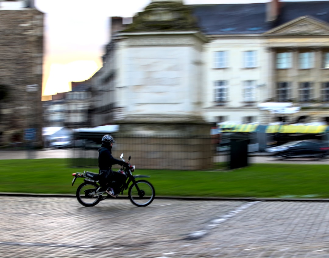 Nantes city photo — Web Tonic