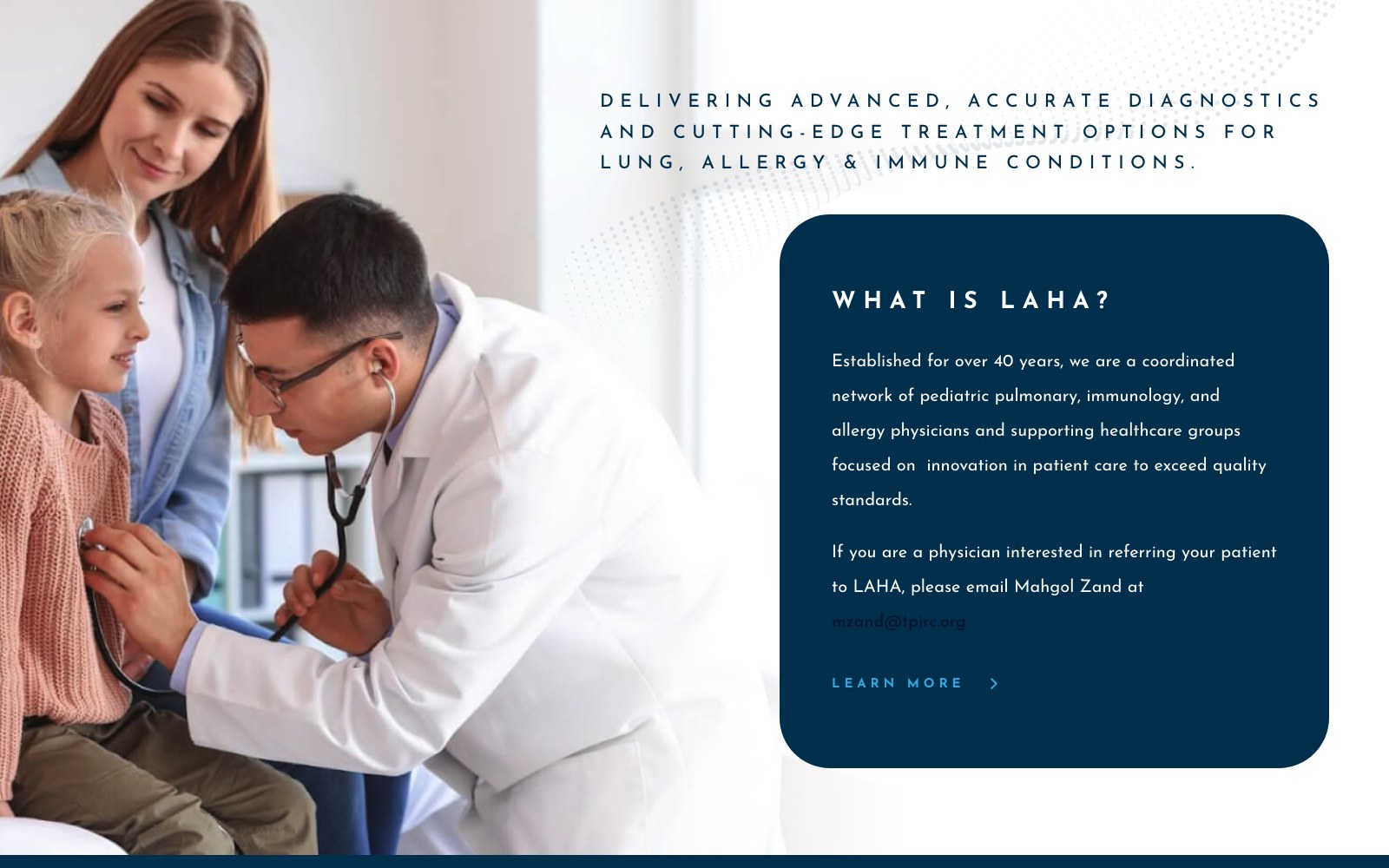 Consultation photography beside the referring physician panel