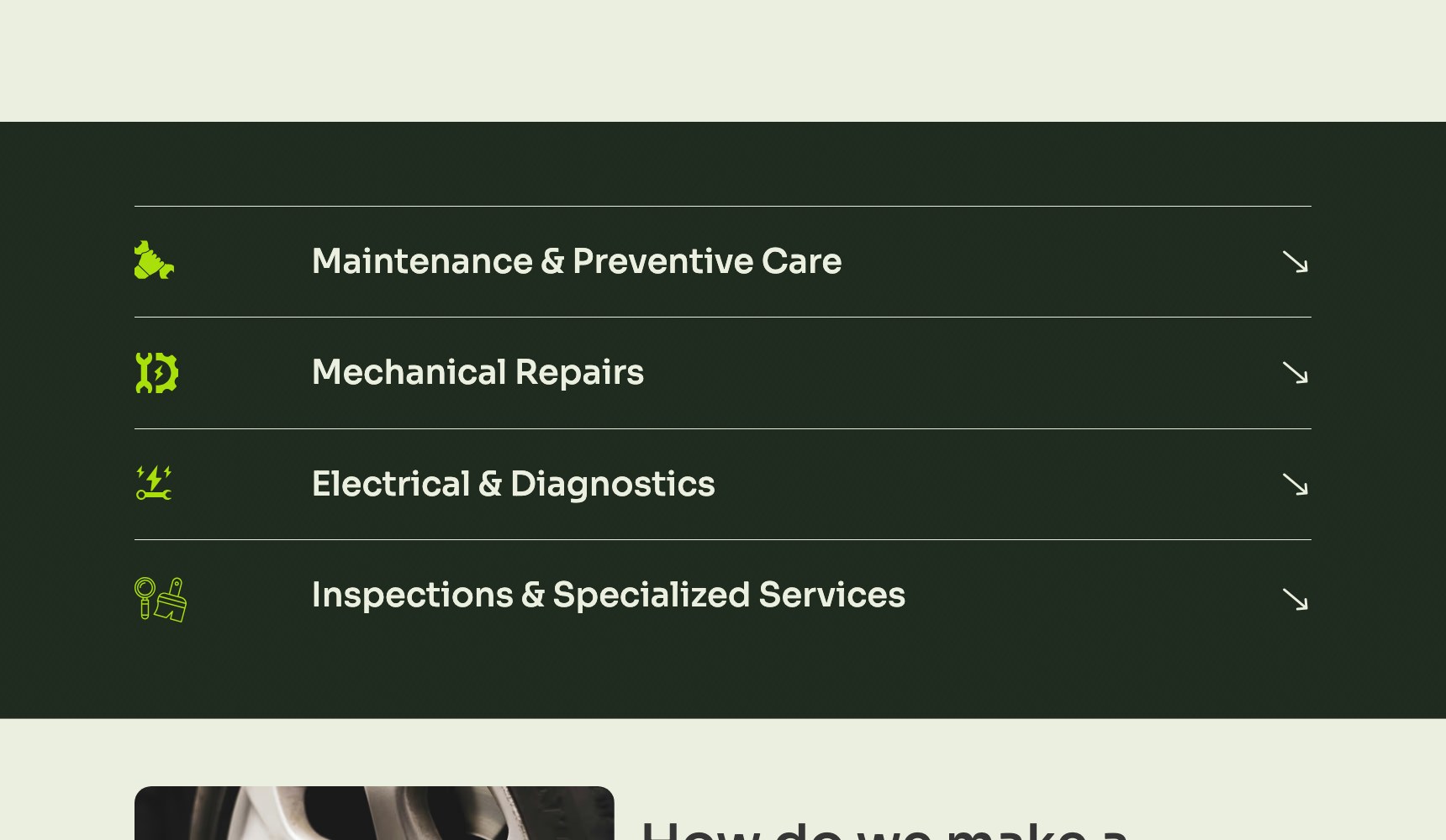 Service categories accordion: maintenance, mechanical, electrical, inspections