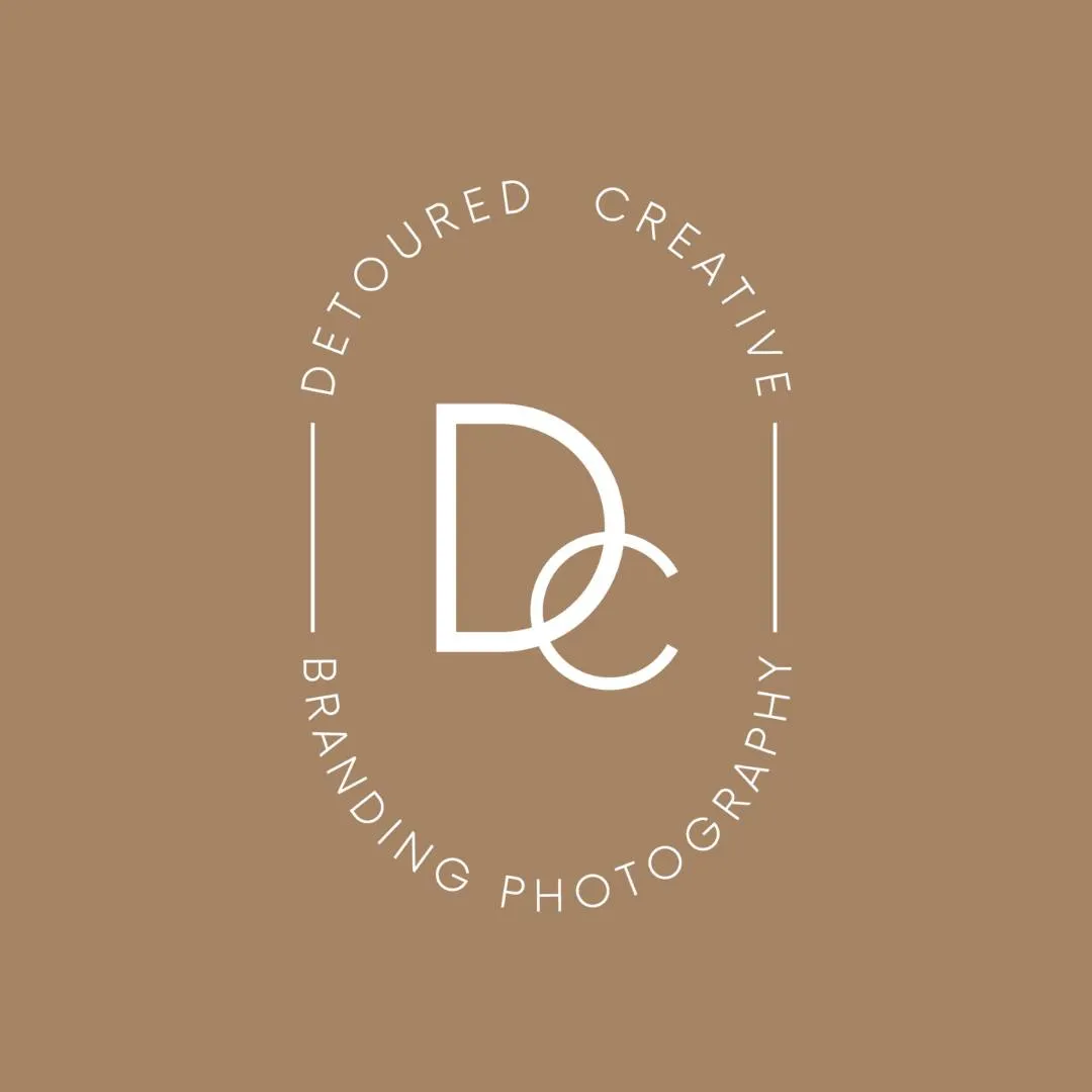Detoured Creative Logo