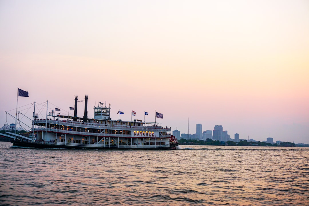New Orleans city photo — Web Tonic