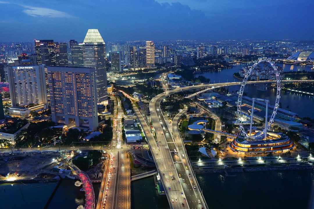 Singapore city photo — Web Tonic