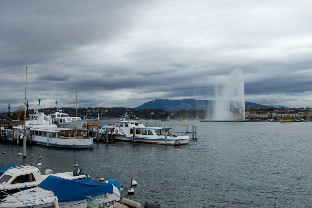 Geneva city photo — Web Tonic