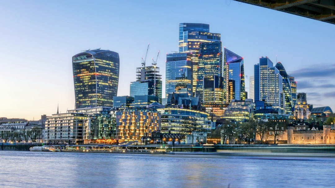 London city photo — Web Tonic