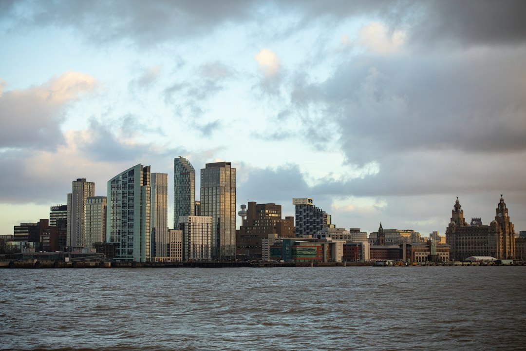 Liverpool city photo — Web Tonic