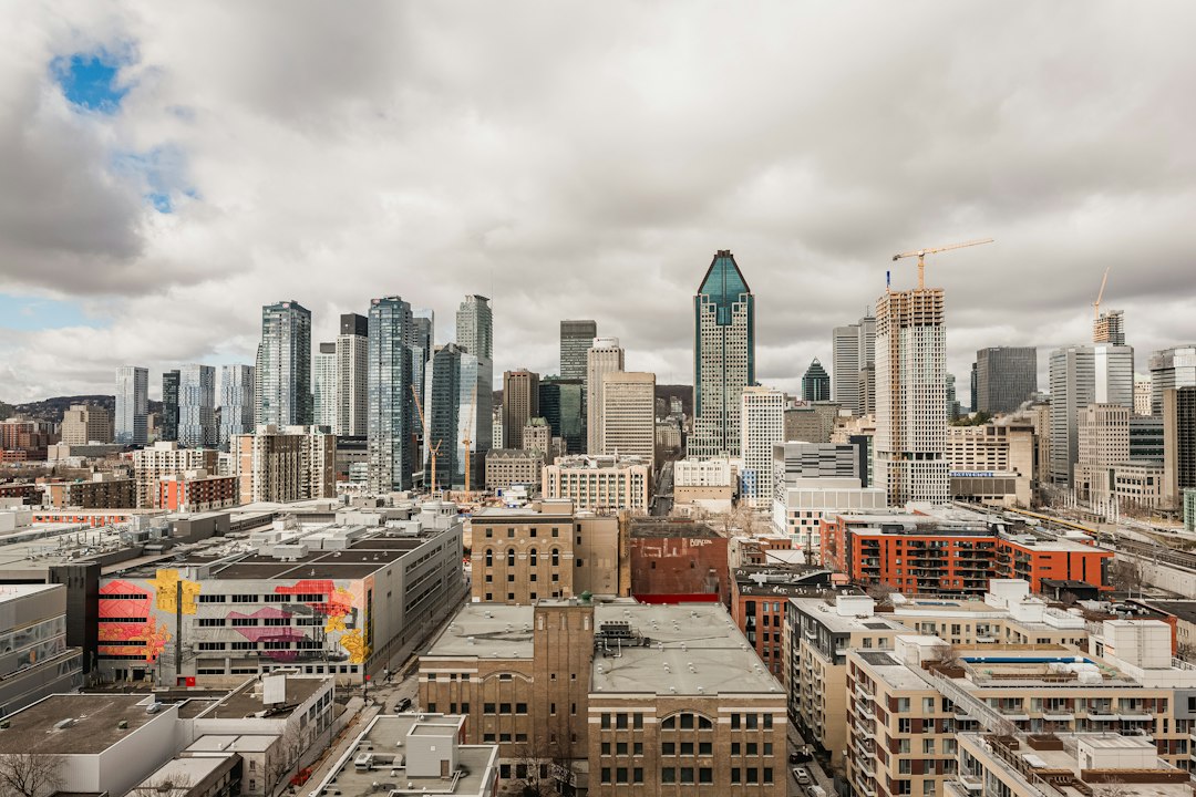 Montreal city photo — Web Tonic