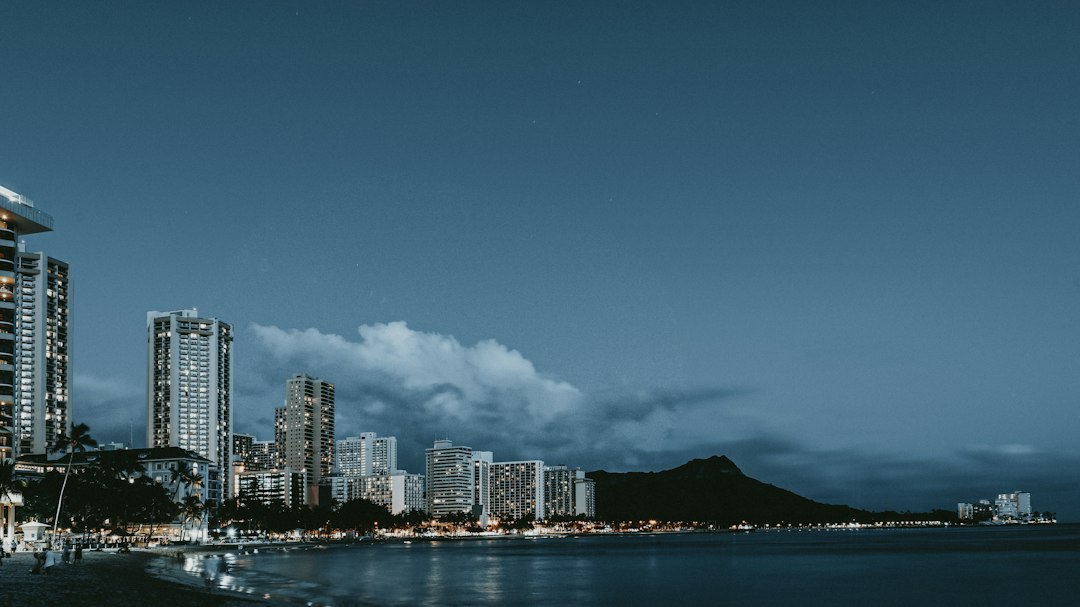 Honolulu city photo — Web Tonic