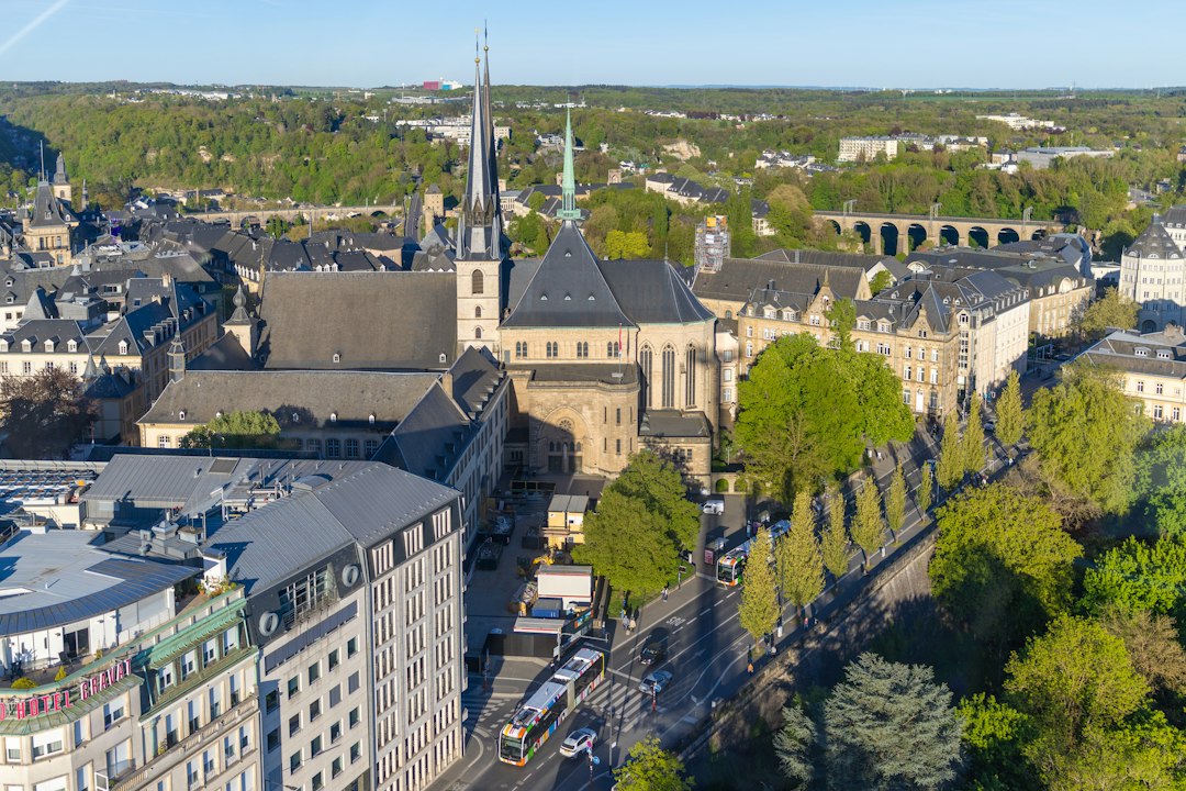 Luxembourg city photo — Web Tonic