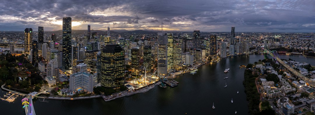 Brisbane city photo — Web Tonic