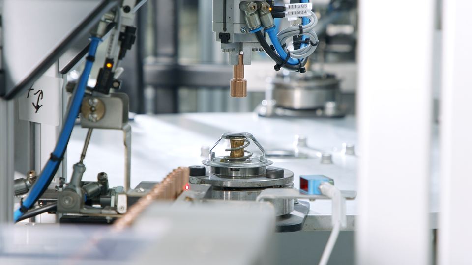 Manufacturing marketing