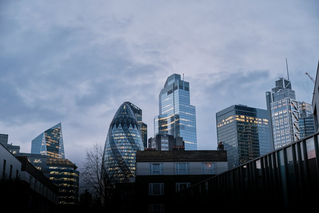 London city photo — Web Tonic