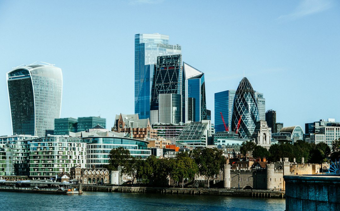 London city photo — Web Tonic