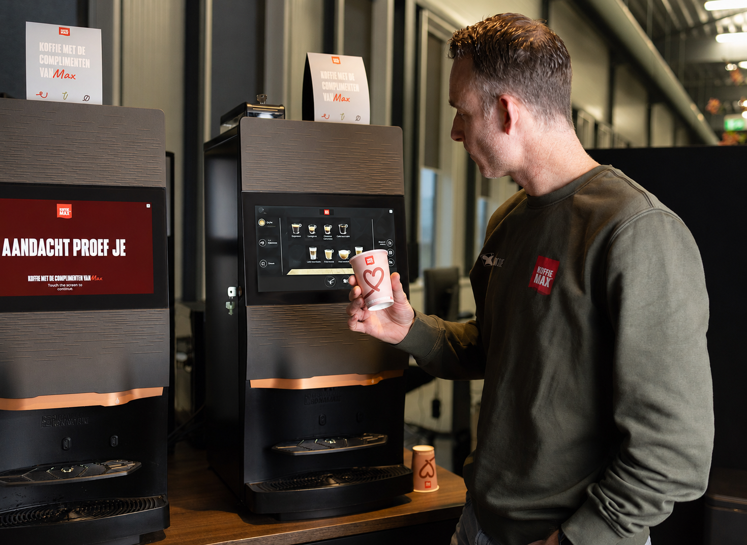Zakelijke koffiemachine kopen doe je bij Koffiemax