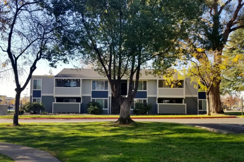 Apartment building