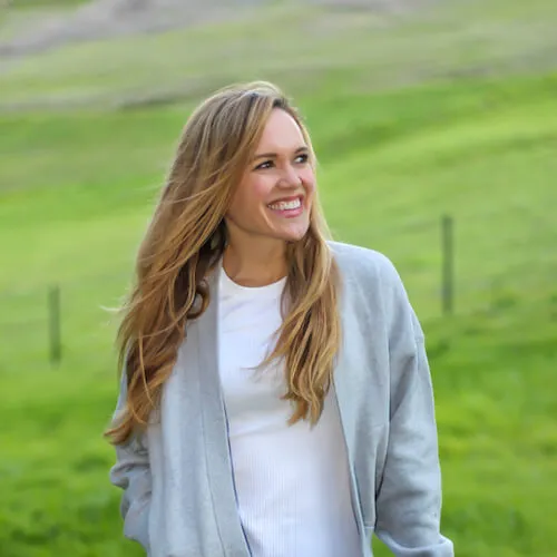 Ashley Pitt, CPT, Pn1