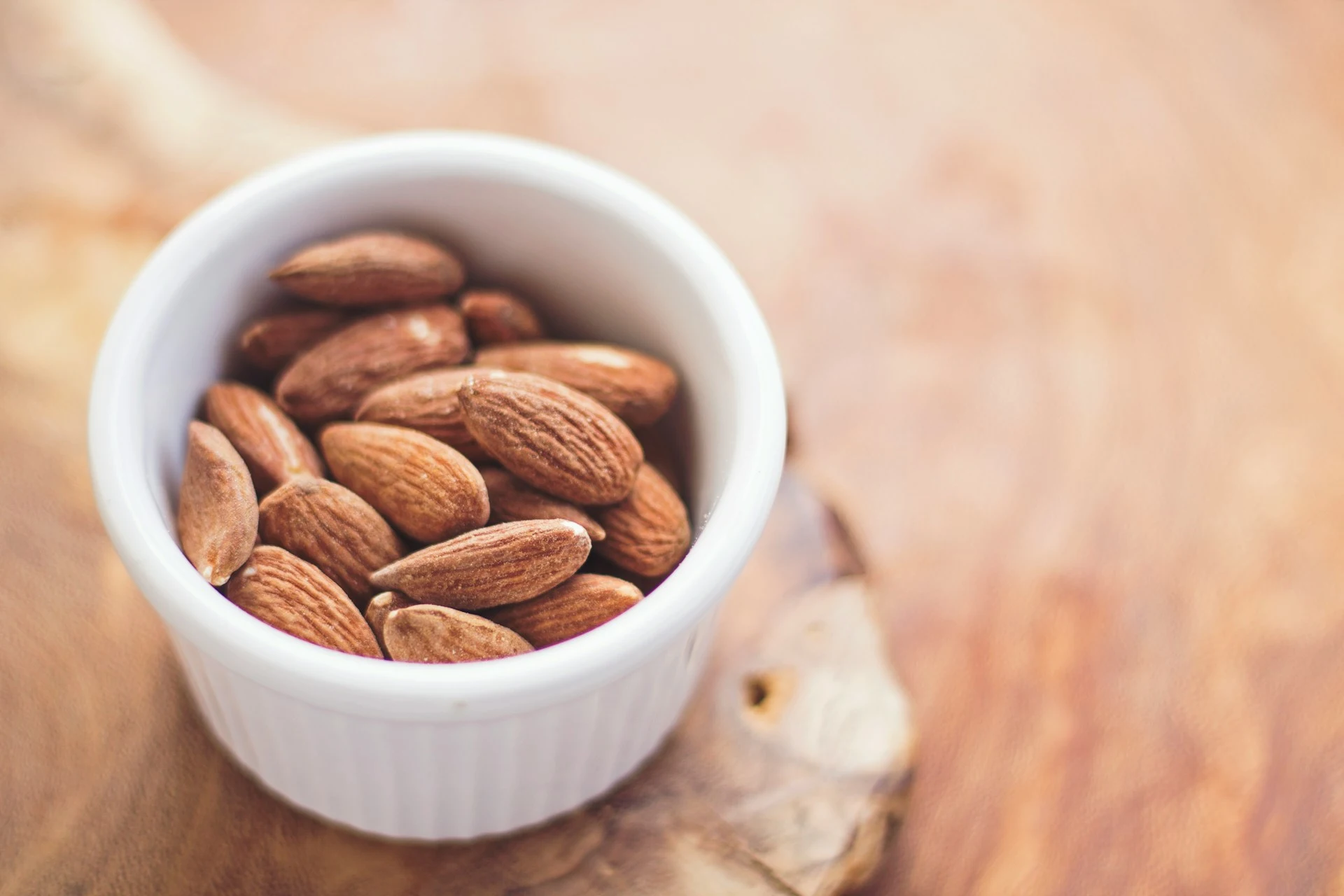 A bowl of almonds
