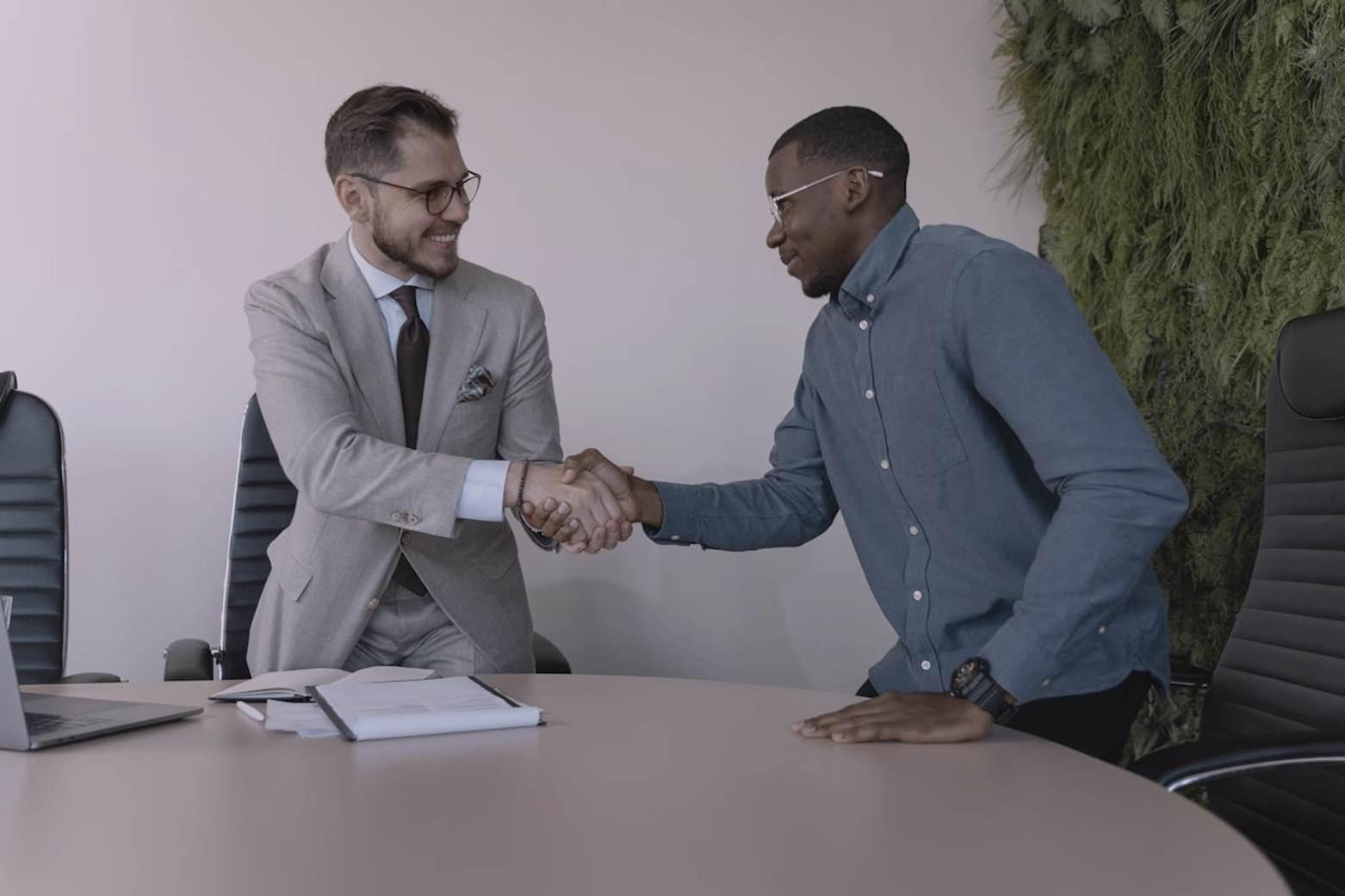 How Taking a Pause Can Improve Your Business Negotiation