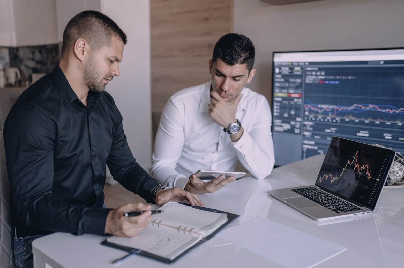 What Does Venture Investing See in a Strong Startup Outcome