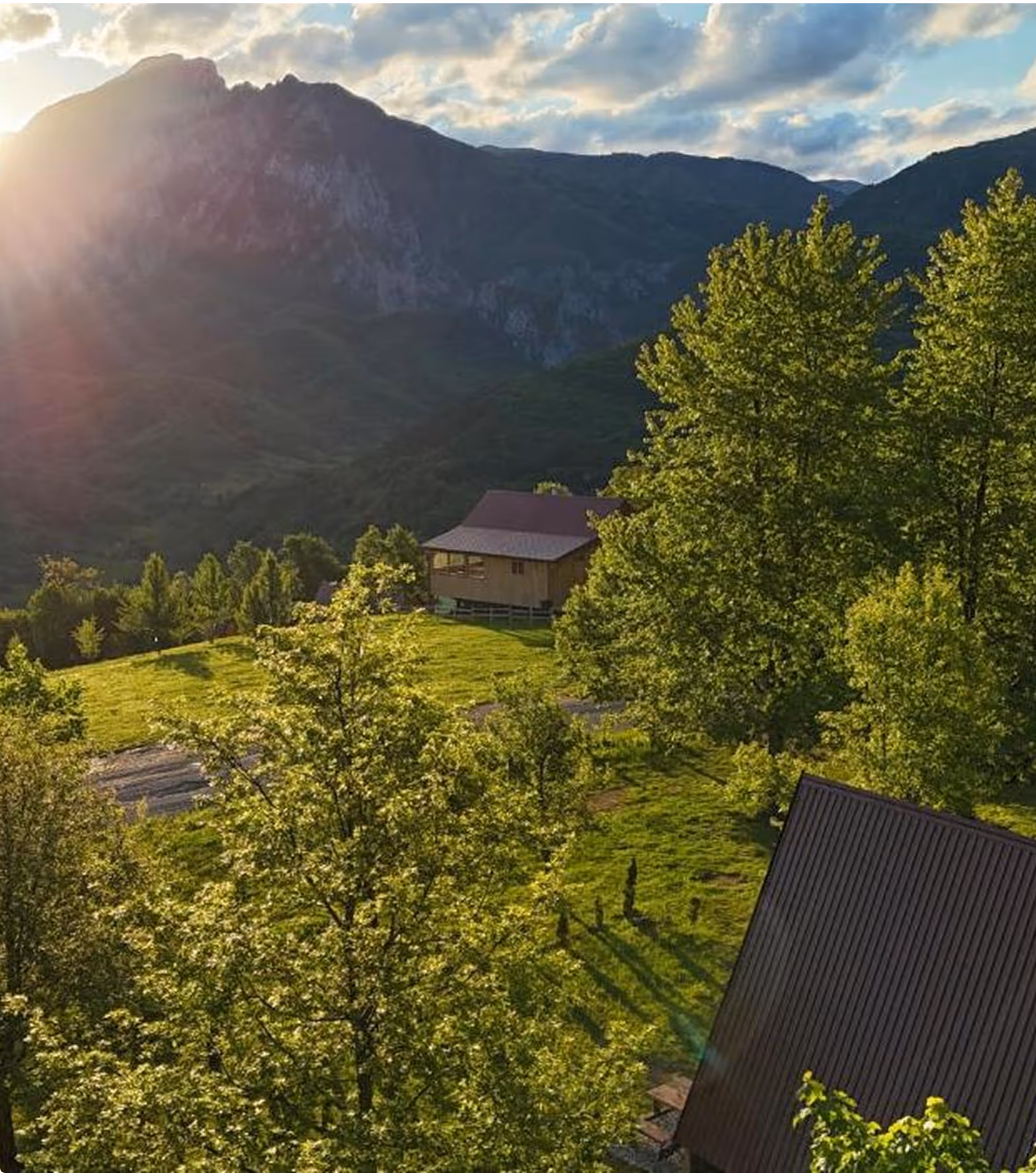 Sunset A frame cabin Tjentiste
