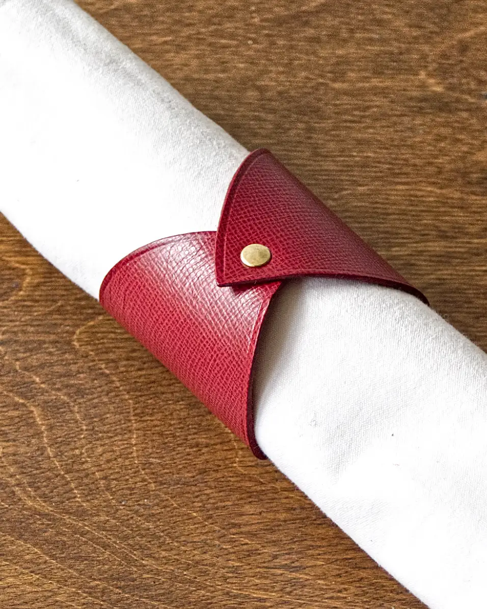 Red saffiano calf leather napkin ring