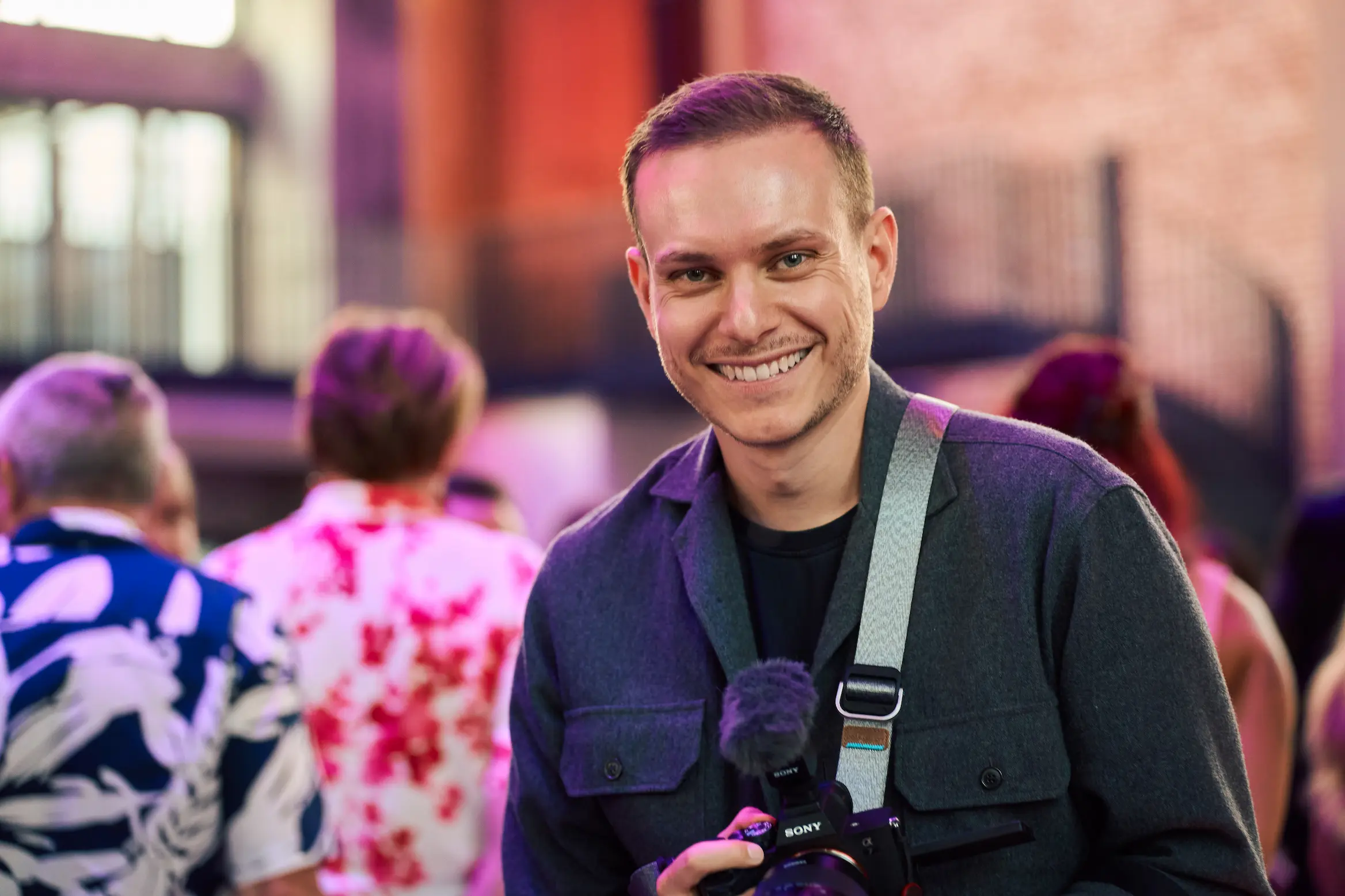 Videograf Marc Herzog bei einem Event Dreh im Bergson, München