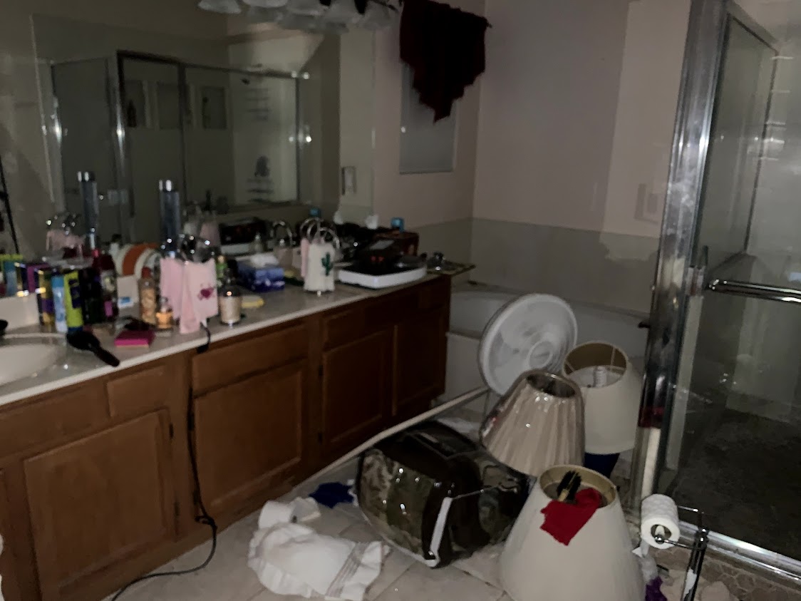 Ventana Ranch primary bathroom before remodeling