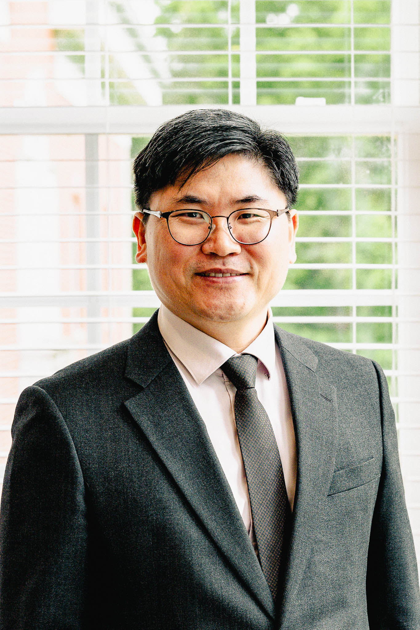 Dr. Young Ho Kim
