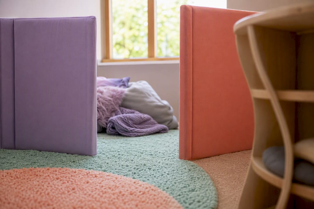 Sensory cosy corner boundary with gentle fabrics