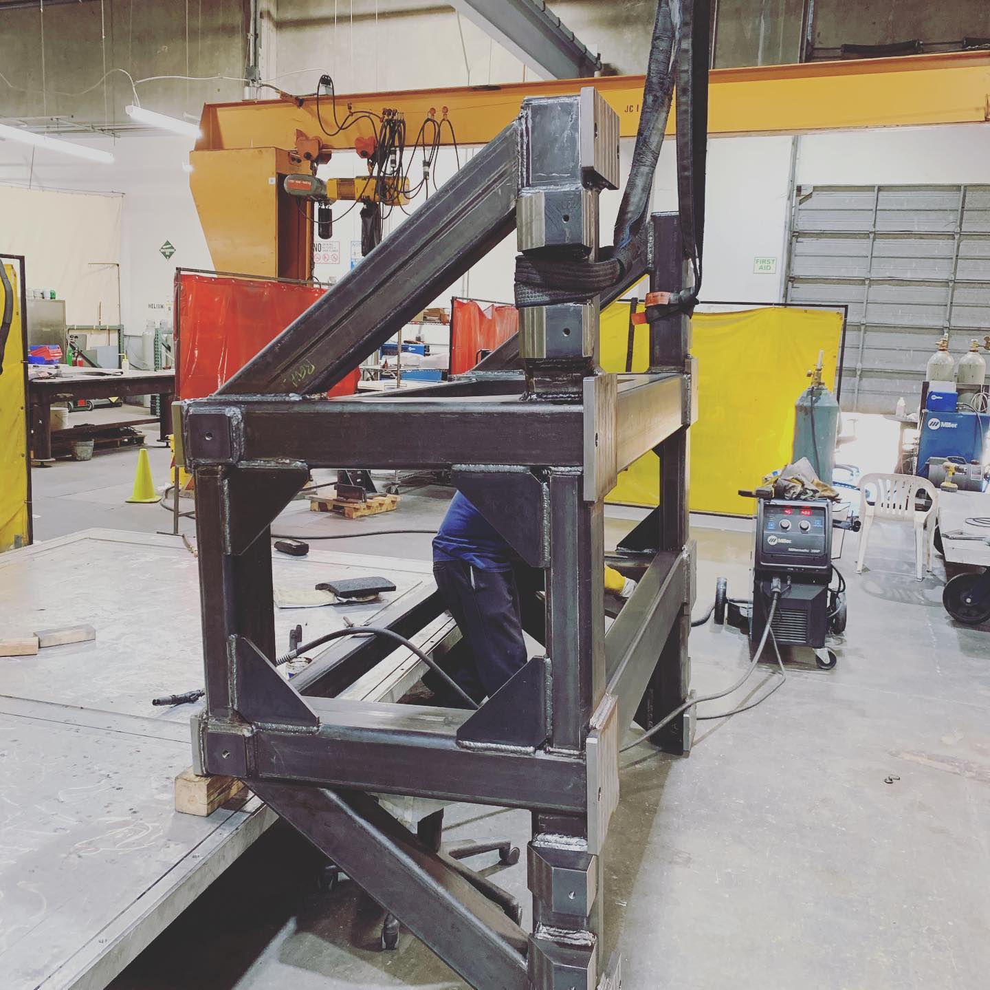 Oversized CNC-machined part with tight-tolerance features