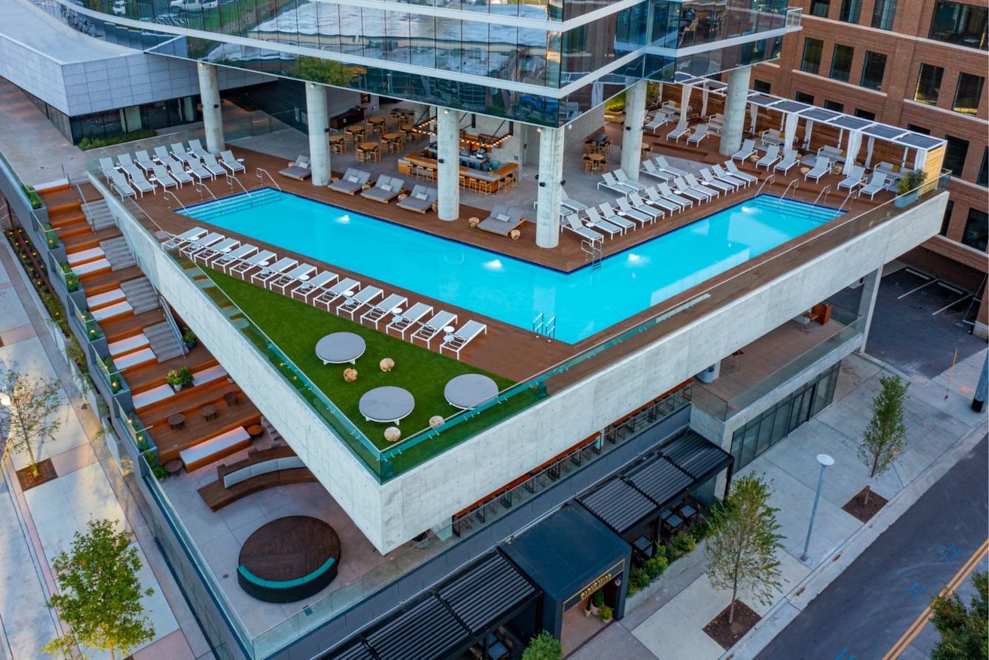 The W Nashville
