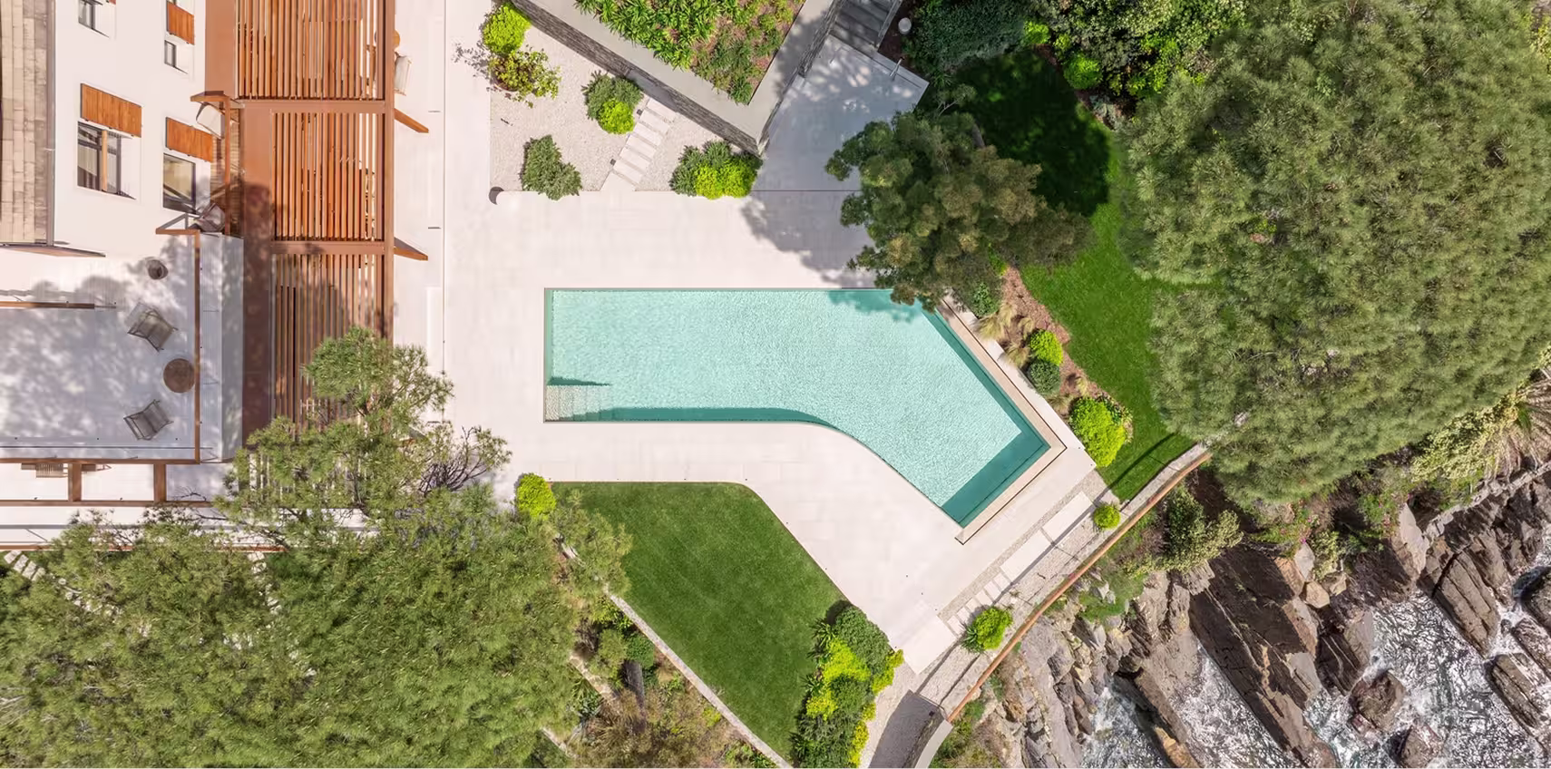 Ardena Living Los Angeles by Revails