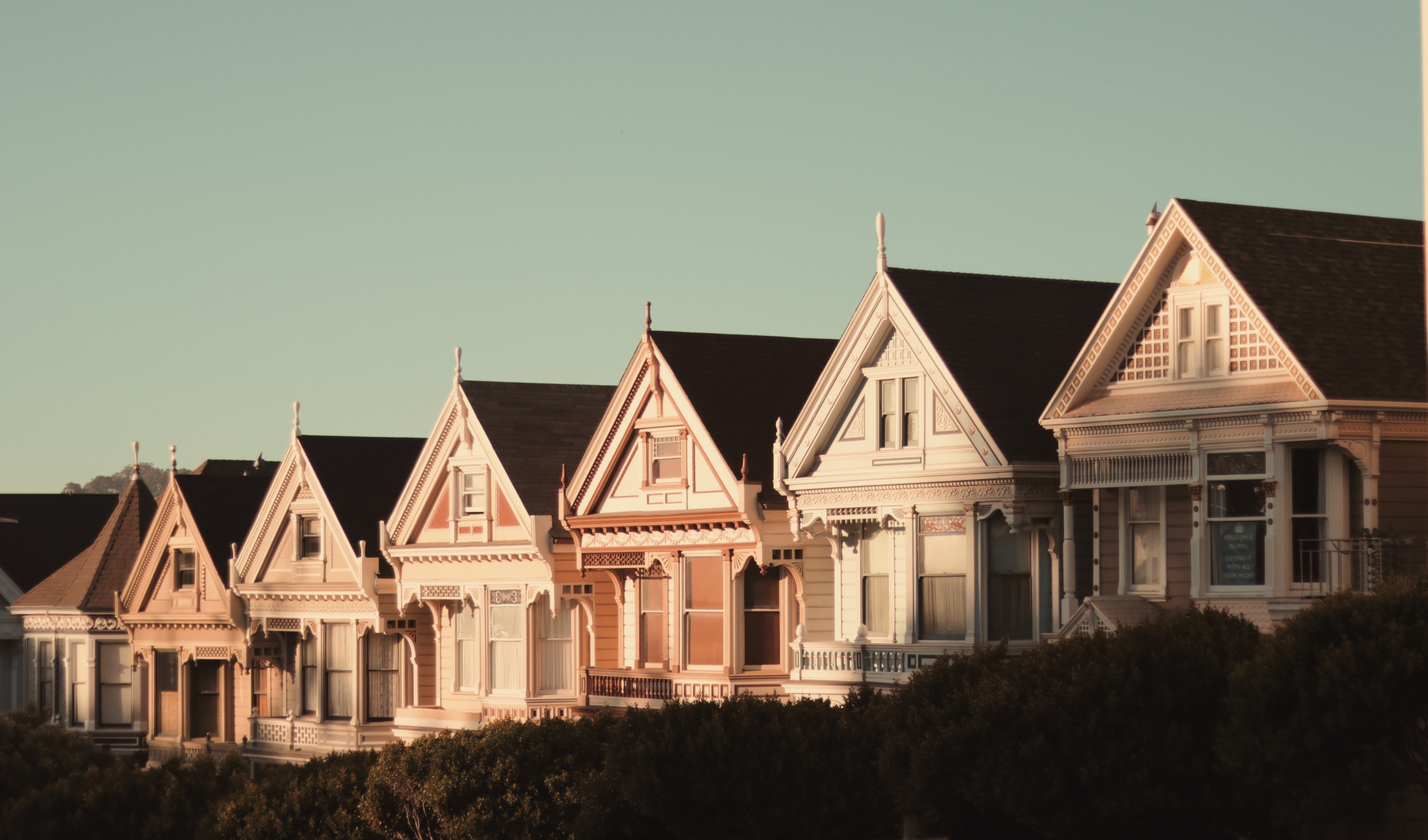 image of charming bed & breakfast exterior